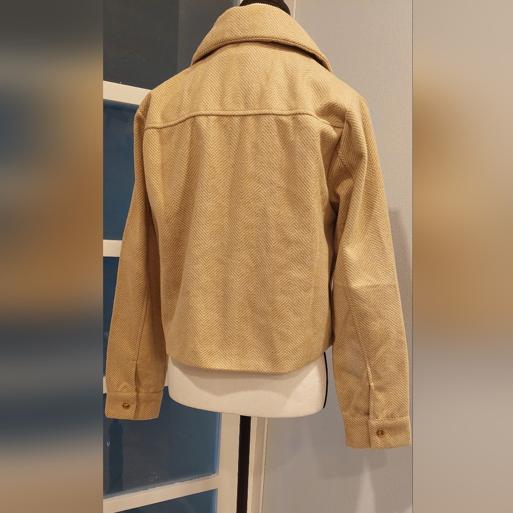 Fashion Nova Tan Blazer with Gold Accents - Picture 8 of 10